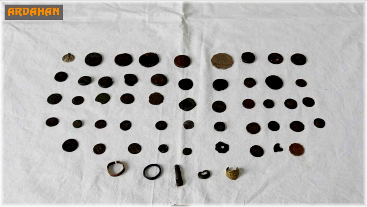 Ardahan'da tarihi eser kaçakçılığı operasyonu: 3 gözaltı