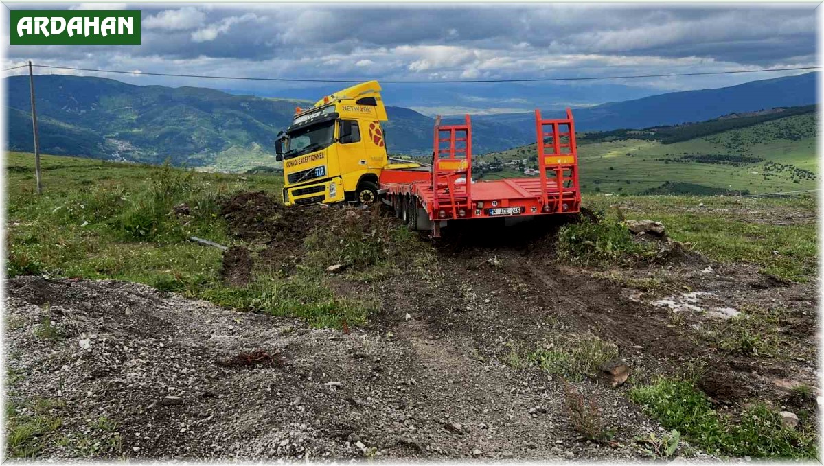 Ardahan'da trafik kazası: 3 yaralı