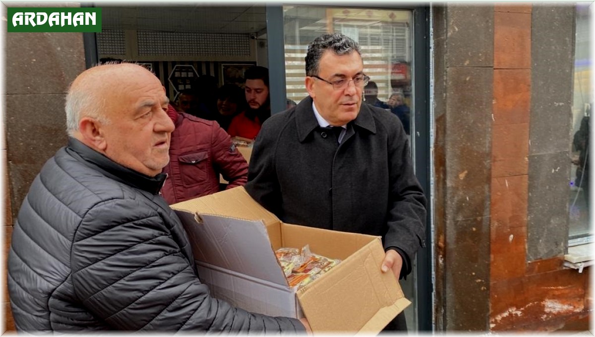 Ardahan'da üretilen kavurmalar depremzedelere gönderildi