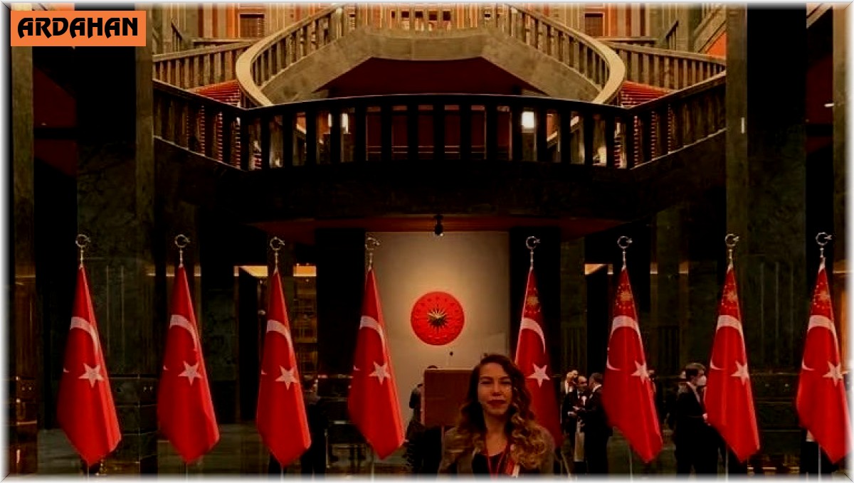 Ardahan'da yılın öğretmeni Çıldır'dan