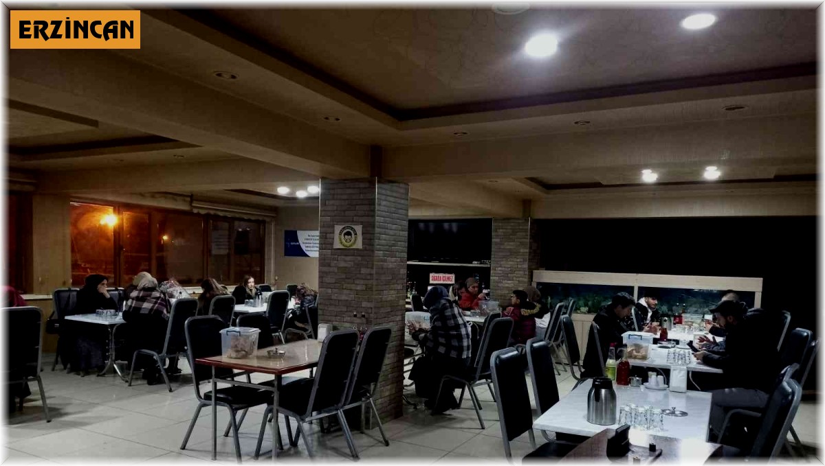 Arızalanan otobüsteki 44 yolcu kurtarıldı