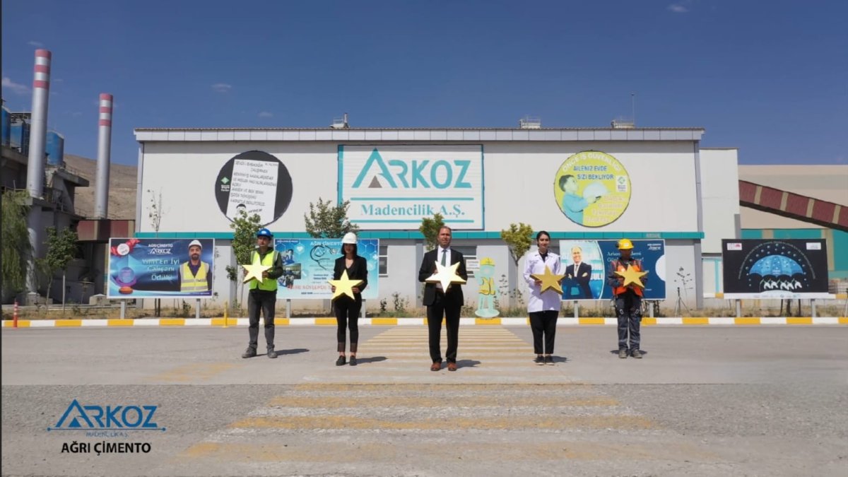 ARKOZ Ağrı Çimento Fabrikası, İngiliz Güvenlik Konseyi’nden uluslararası iş güvenliği ödülü aldı