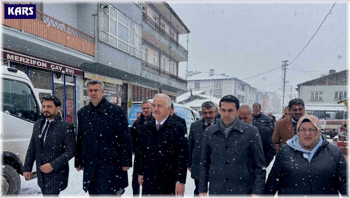 Arslan Sarıkamış'ta esnaf ve vatandaşlarla buluştu