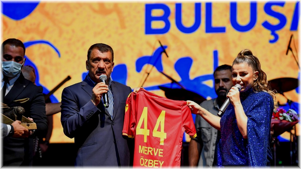 Arslantepe buluşmaları, Merve Özbey konseriyle sona erdi