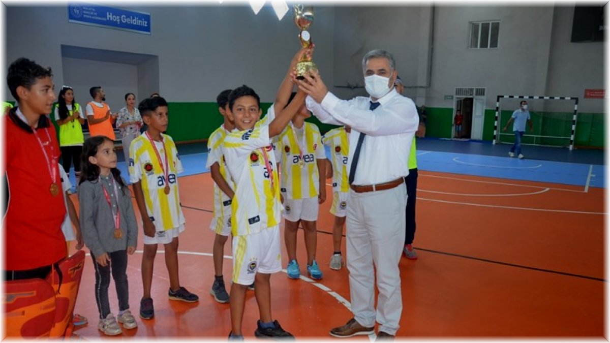 Arslantepe Höyüğü Hokey Ligi’nde şampiyon belli oldu