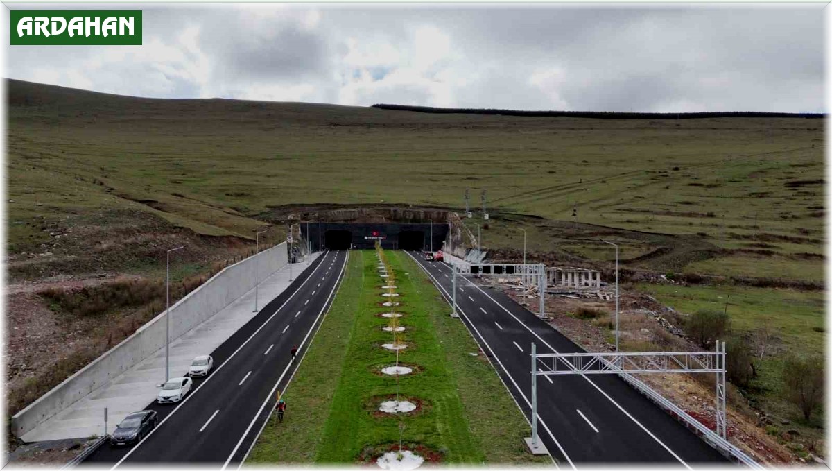 Aşık Şenlik Tüneli ve Çıldır-Aktaş bağlantı yolu açılıyor
