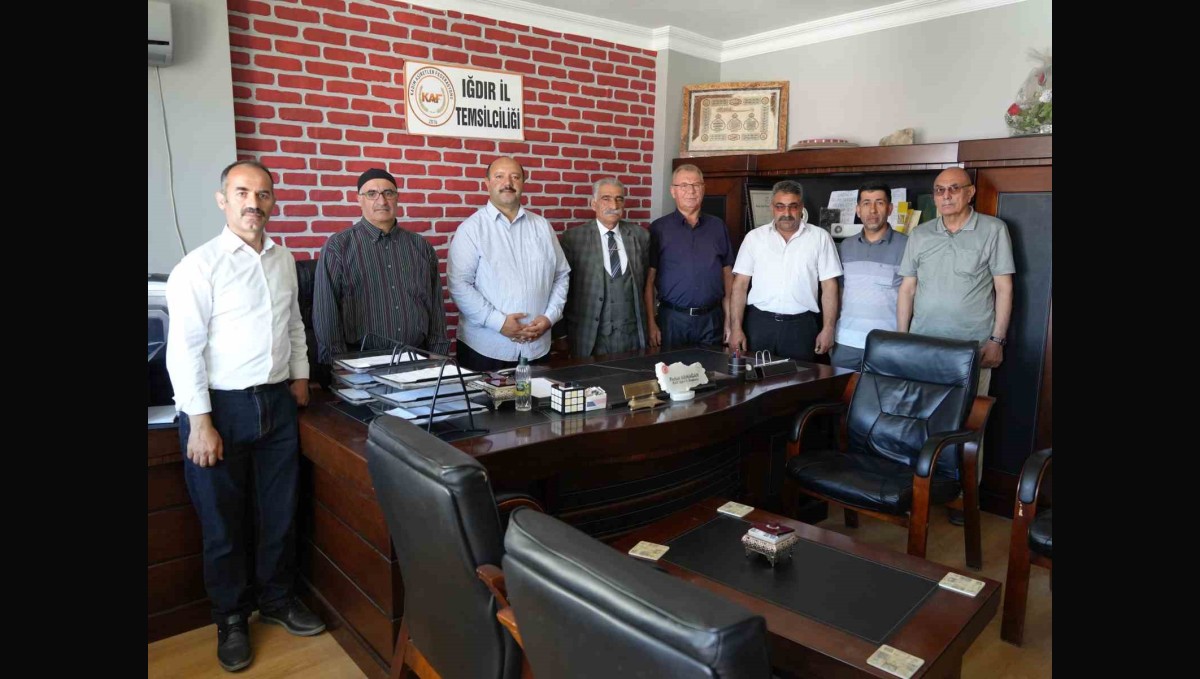 Aşiret liderleri ve kanaat önderlerinden "pahalı hediye" tepkisi