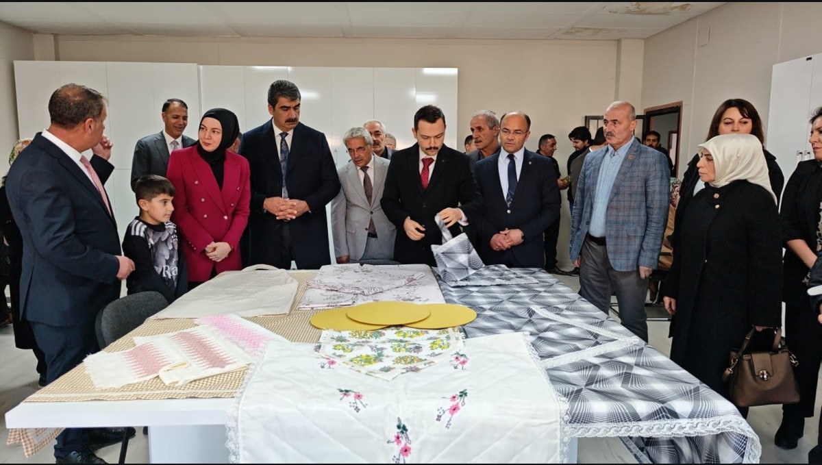 Aşkale'de kadın istihdamı gelişim projesi kapsamında üç yeni atölye kuruldu