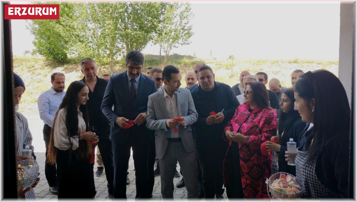 Aşkale'de tekstil fabrikası açıldı