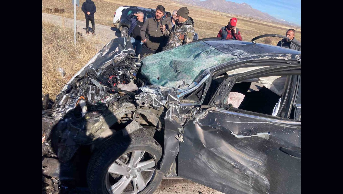 Aşkale'de trafik kazası: 2 yaralı