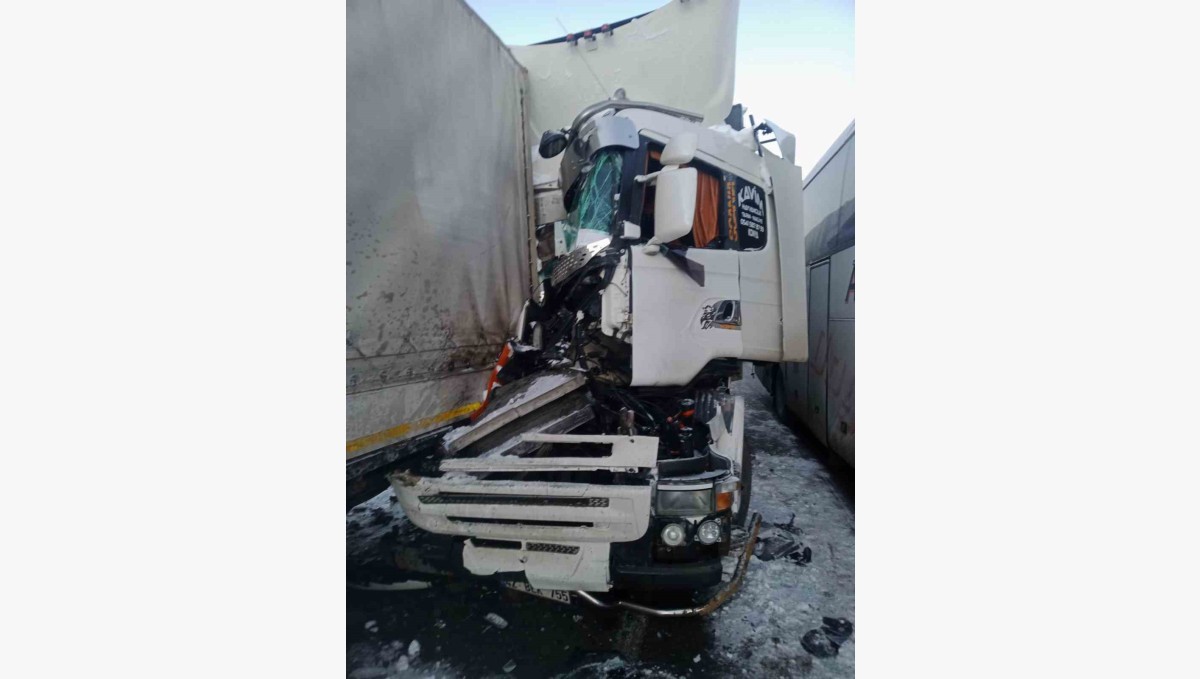 Aşkale'de trafik kazası