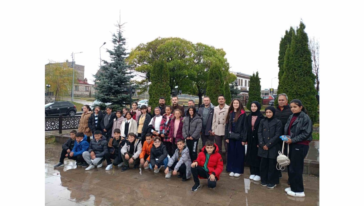 Aşkaleli öğrencilerden Erzurum gezisi: Tarih ve kültürle dolu bir gün