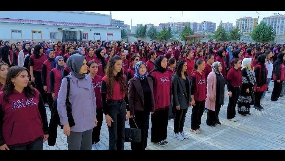 Atatürk Kız Anadolu Lisesi'nde Cumhuriyet Bayramı coşkusu