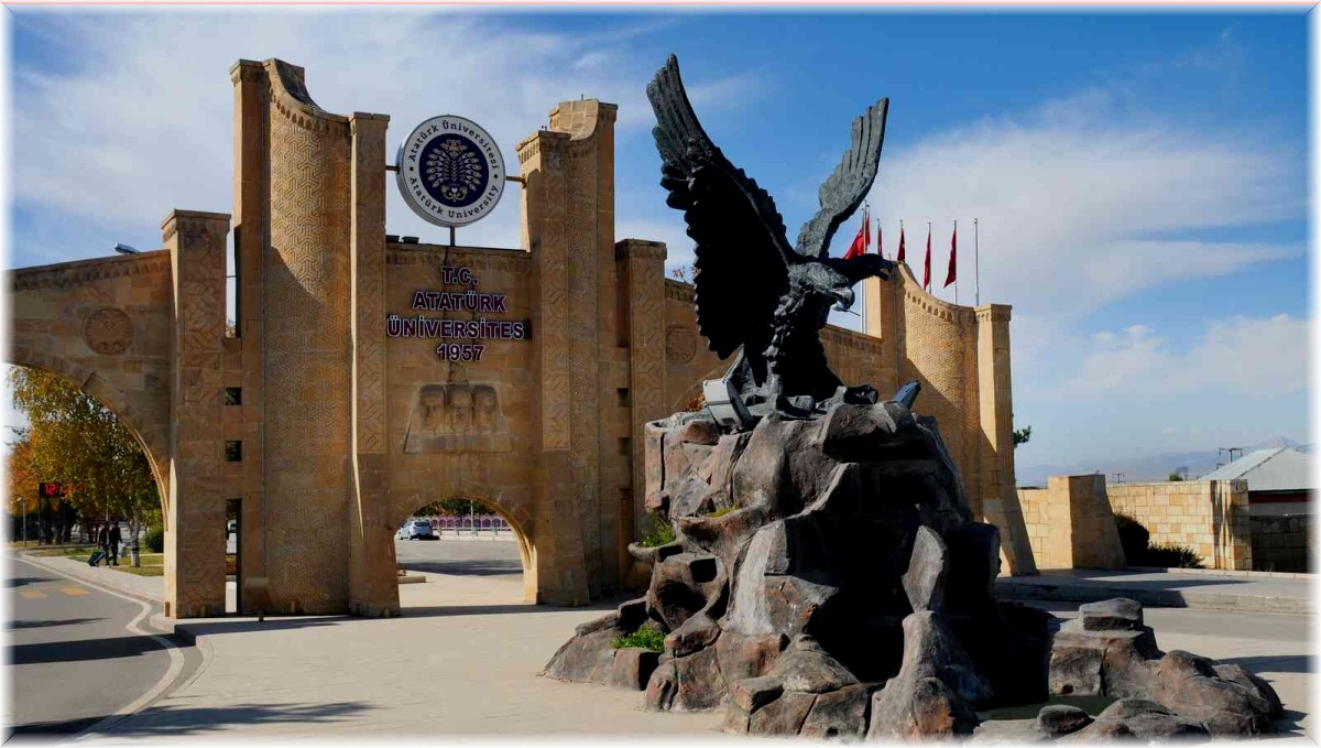 Atatürk Üniversiteli akademisyenlerin gururlandıran başarısı