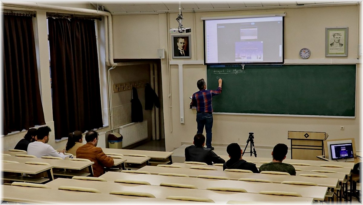 Atatürk Üniversitesi, eğitimde yenilikçi modeller uygulamaya devam ediyor