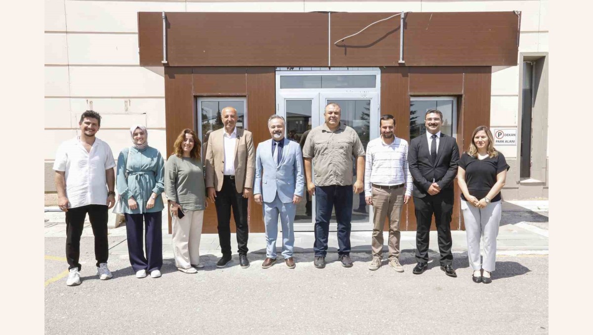 Atatürk Üniversitesi'nde yenilikçi projelerle öne çıkan başarılar destekleniyor