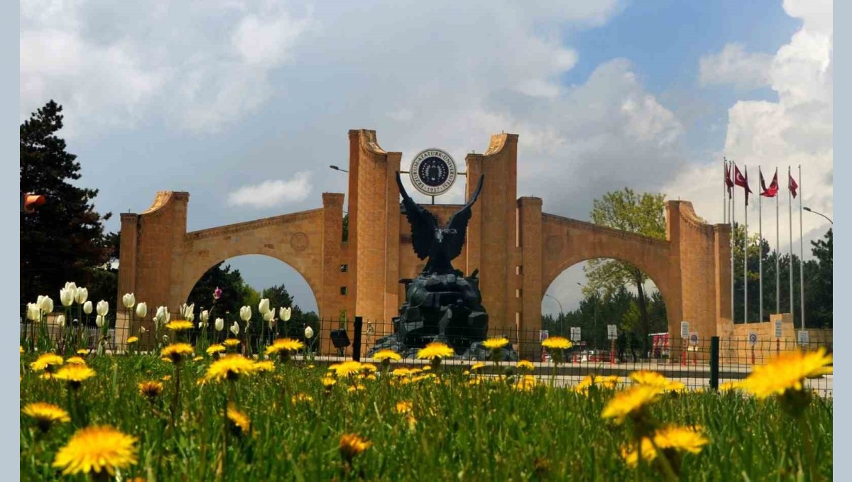 Atatürk Üniversitesi yeni yönetimiyle zirveye koşuyor