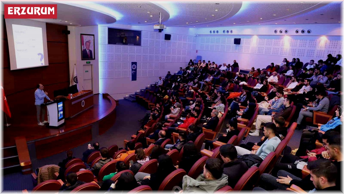 Atatürk Üniversitesinde öğrencilere, kampüste dış ticaret eğitimleri verildi