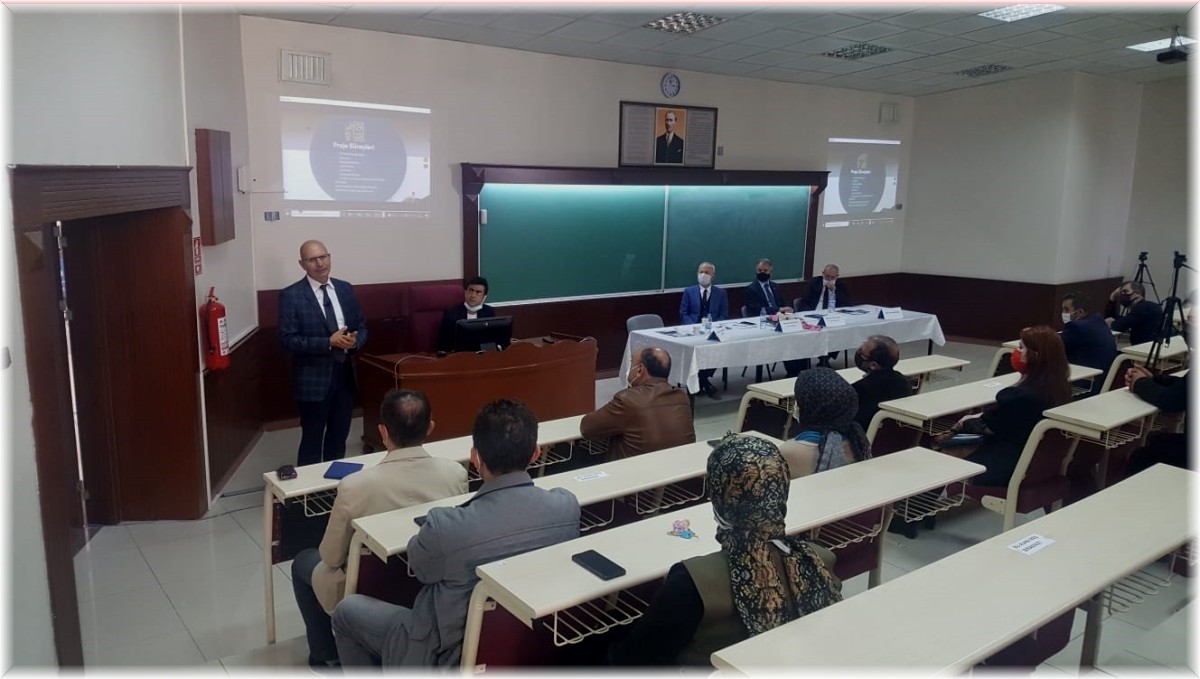 Atatürk Üniversitesinde proje, bilimsel araştırma ve toplumsal katkı konularında paneller düzenlendi