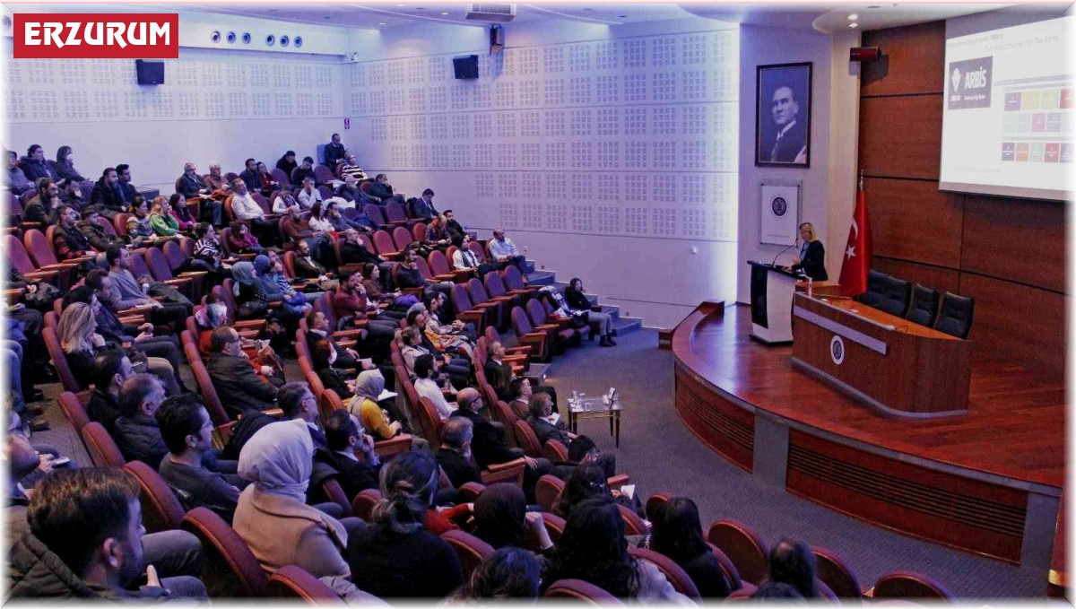 Atatürk Üniversitesinde 'Sosyal ve Beşeri Bilimlerde Yenilikçi Çözümler' konuşuldu