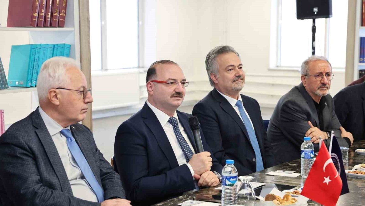 Atatürk Üniversitesinde TEKNOFEST akademik danışmanlar toplantısı düzenlendi