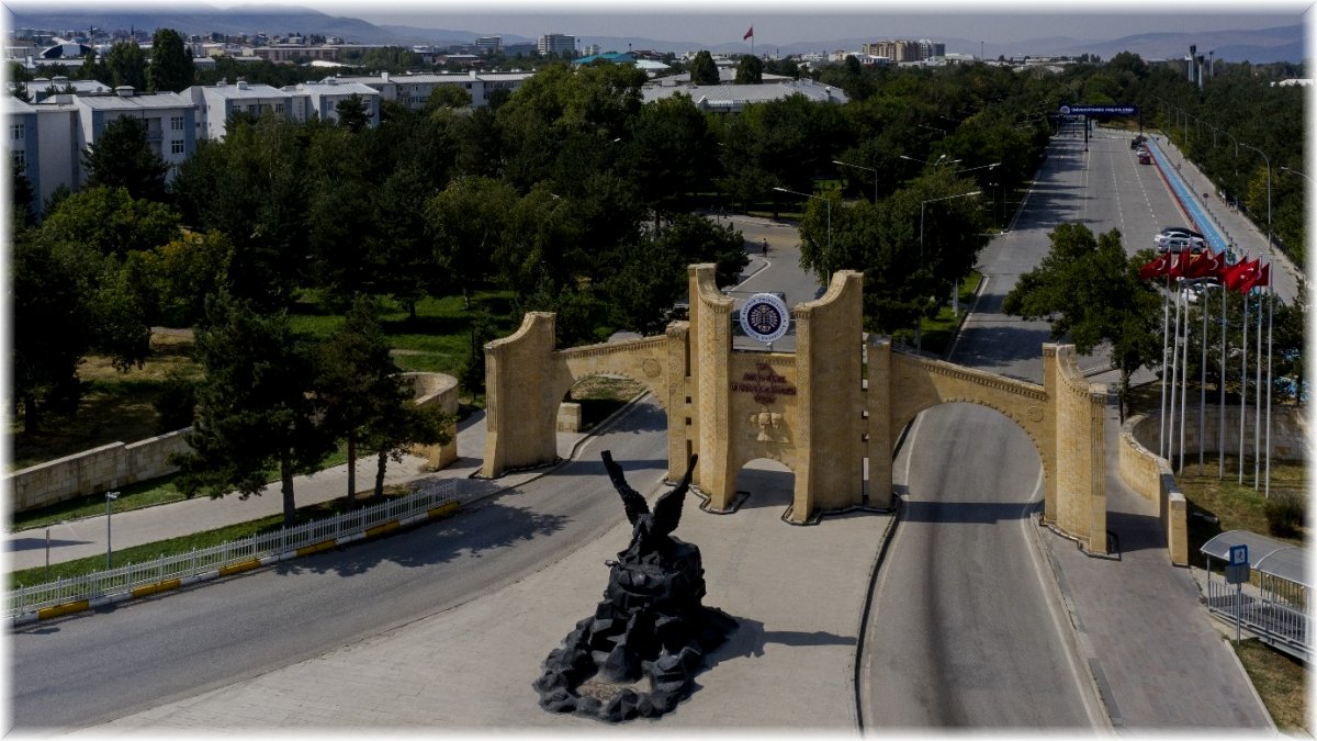 Atatürk Üniversitesinde yüz yüze eğitim başlıyor