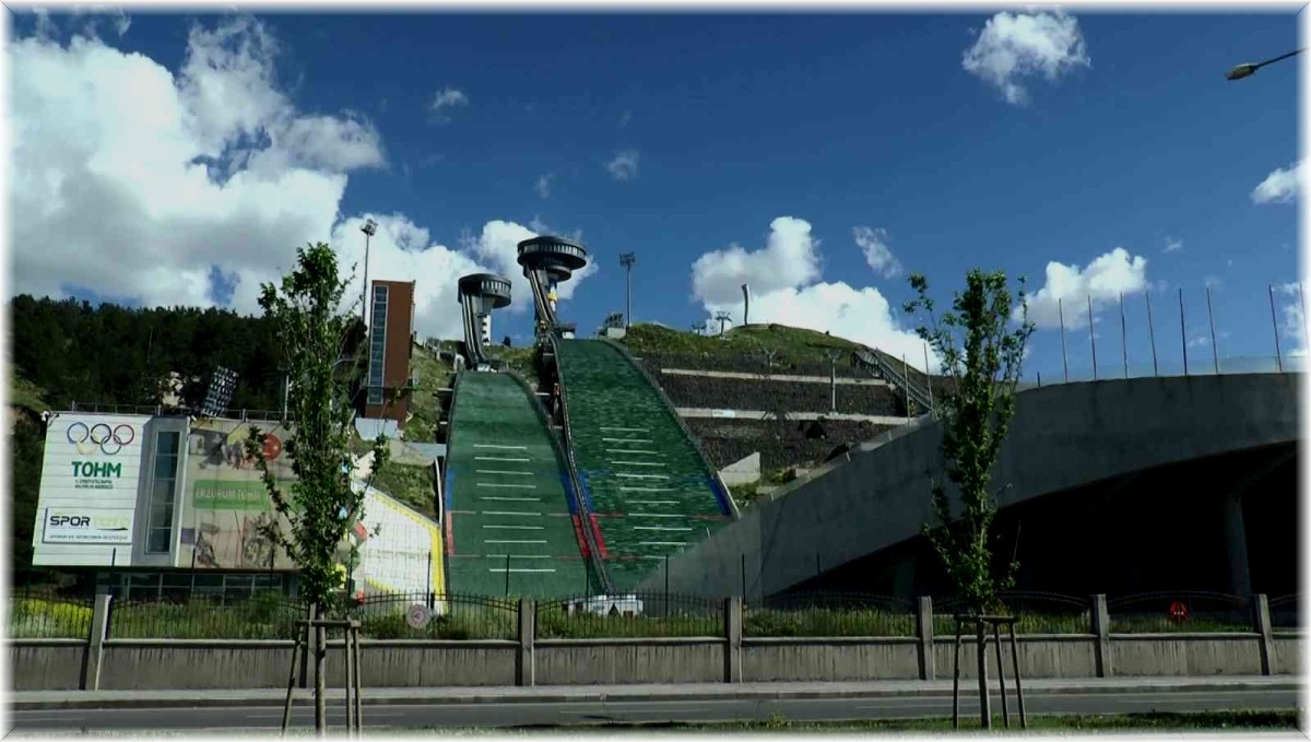 Atlama kulelerinde yeniden göçükler yaşandı