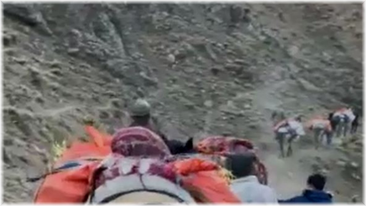 Atlarla uyuşturucu sevkiyatına polis engeli