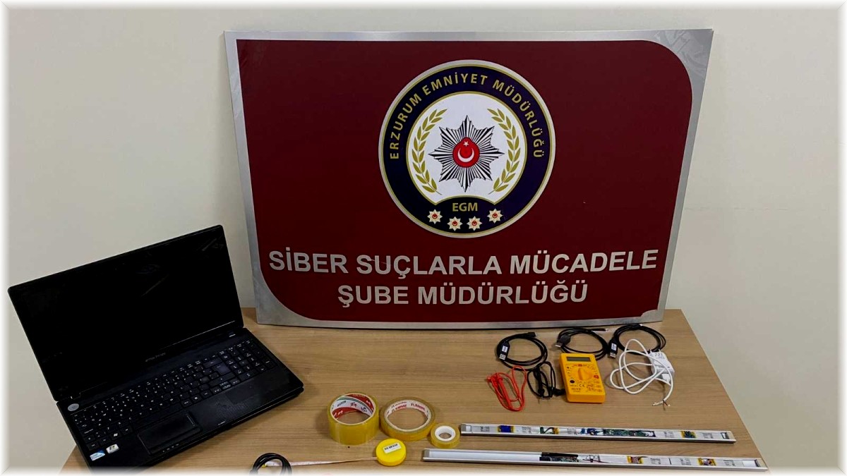 ATM'lere kart kopyalama aparatı takıp vatandaşları dolandıran zanlılar yakalandı