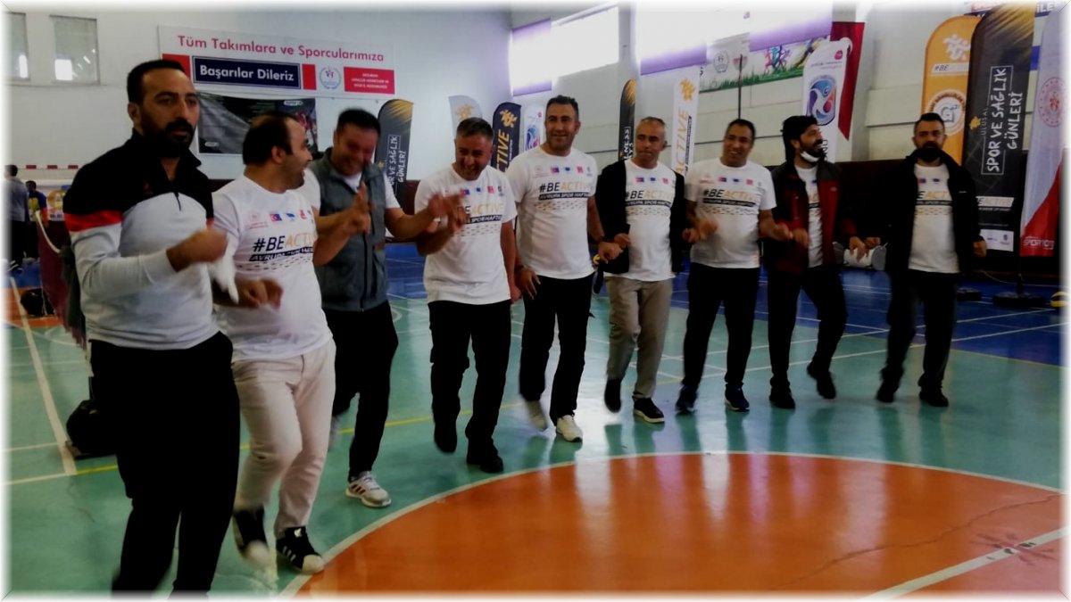 Avrupa Hareketlilik Haftası'na halaylı kutlama