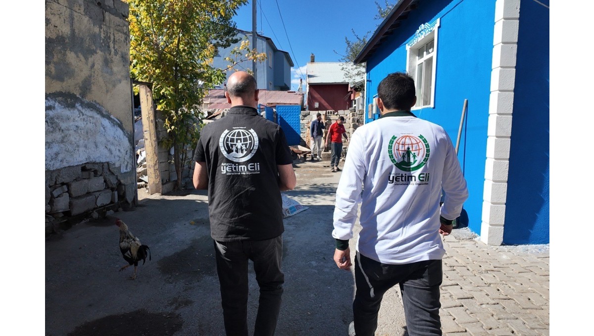 Avrupa Yetim Eli Derneği Ağrı'da nakdi yardım gerçekleştidi