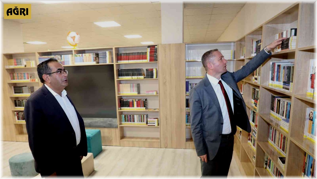 Avukat Ayhan Taşkın adına Ağrı’daki okuluna 10 bin kitaplık kütüphane kuruldu