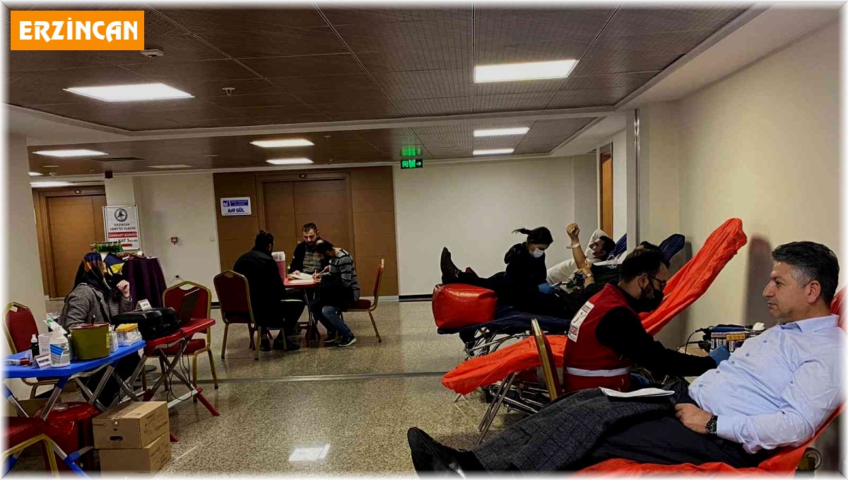 Avukatlar kan bağışında bulundu