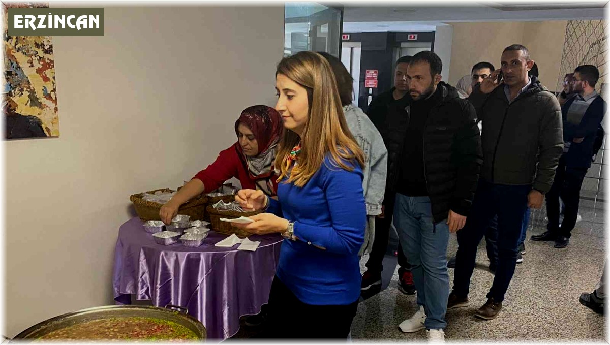 Avukatlardan aşure etkinliği