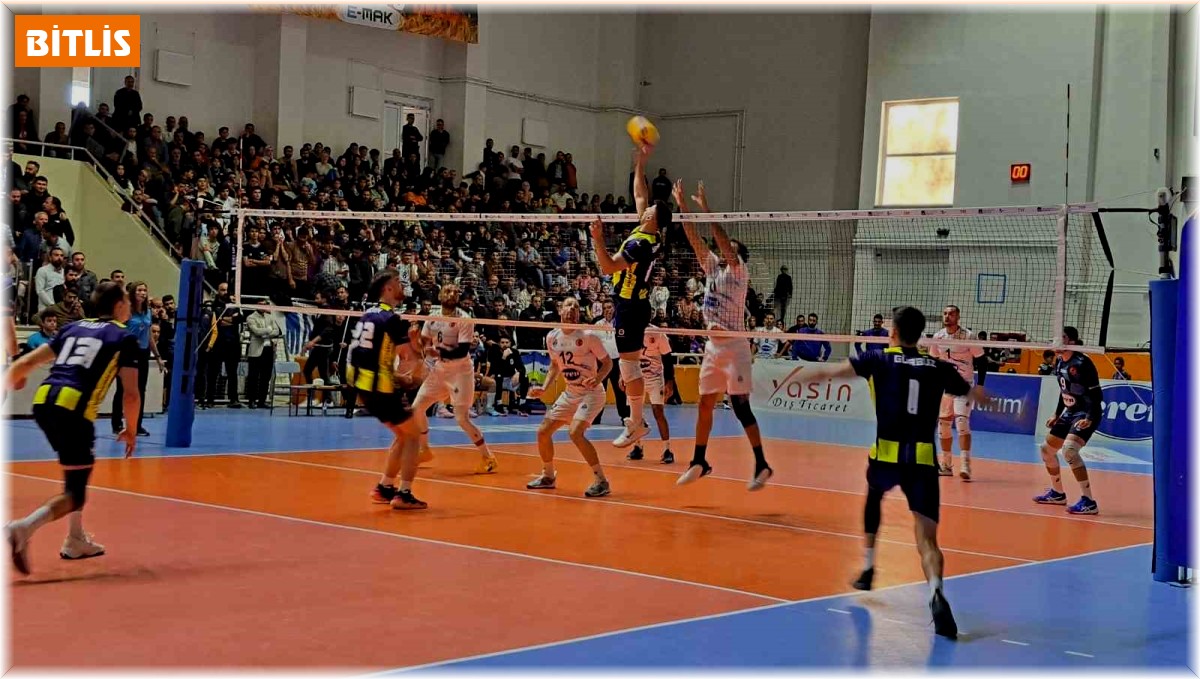 AXA Sigorta Efeler Ligi: TÜRŞAD: 0 - Fenerbahçe HDI Sigorta: 3