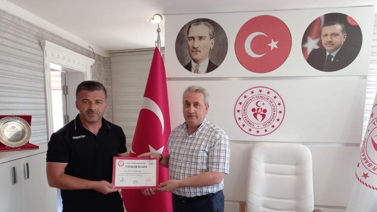 Ayak Tenisi Federasyonu'ndan ziyaret