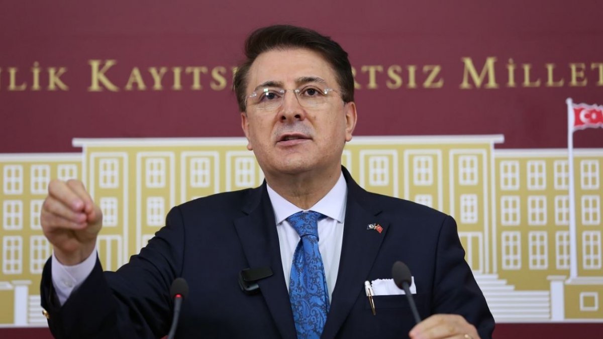 Aydemir: 'Cumhurbaşkanımız milleti tarif eden bir şahsiyettir'