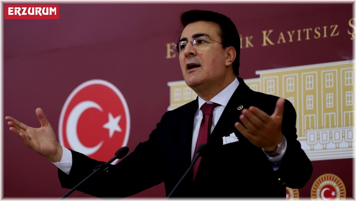 Aydemir: 'Yaşasın Türkiye. Yaşasın Azerbaycan'