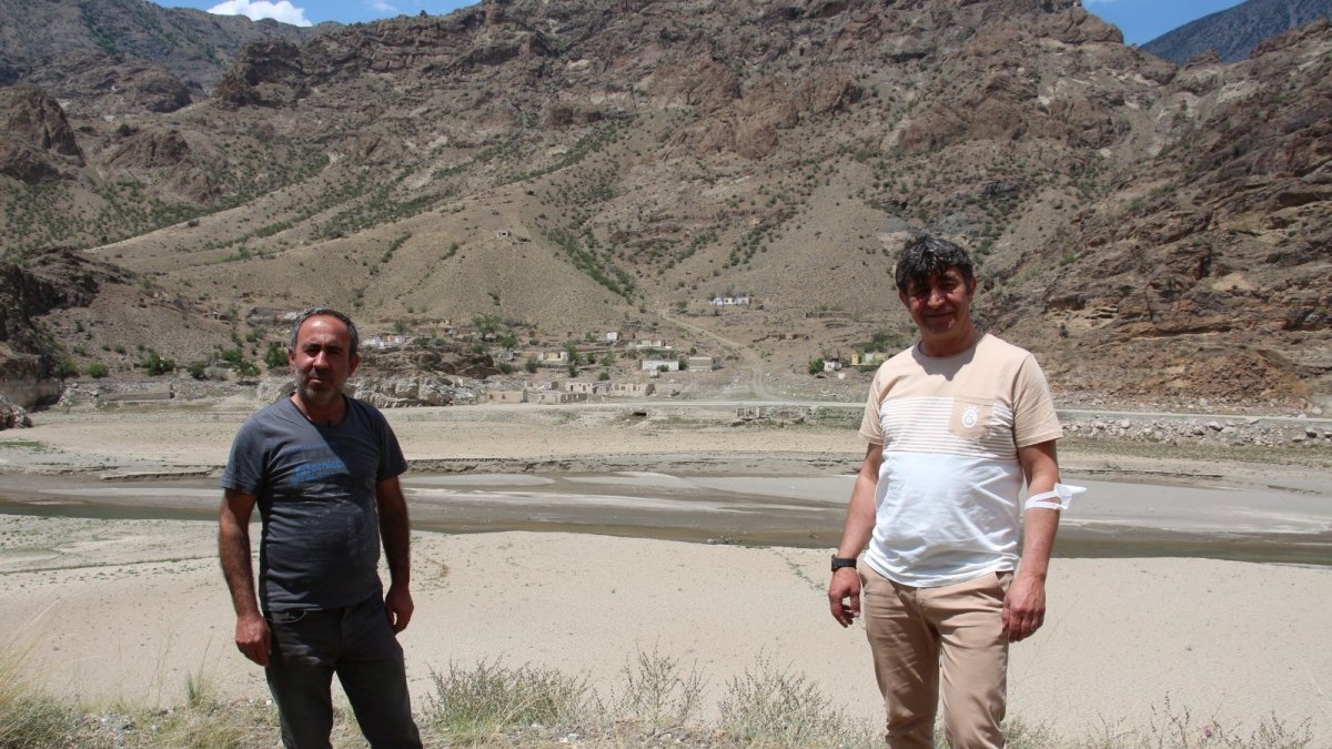 Ayvalı Barajında su seviyesi düştü