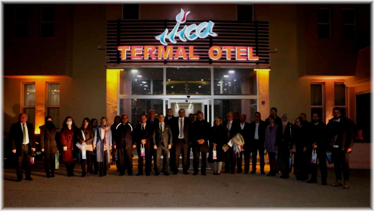 Aziziye'de genç ve kıdemli öğretmenler buluştu