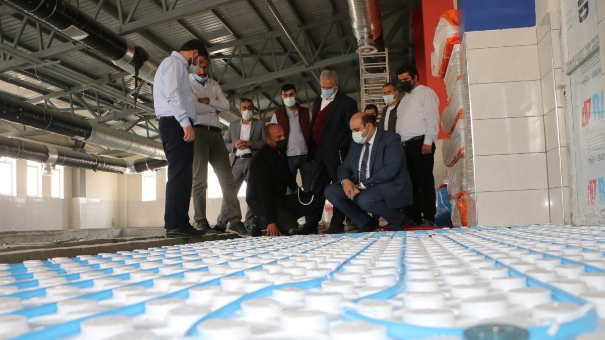 Aziziye'de Yarı Olimpik Yüzme Havuzu'nda sona gelindi