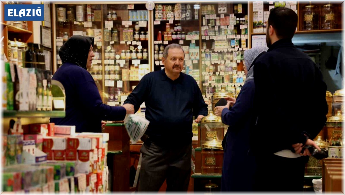 Bahar nezlesi olan vatandaşlar soluğu aktarlarda aldı