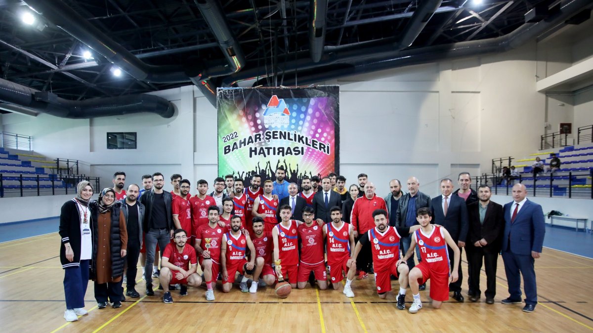 Bahar şenliği yoğun ilgi gördü