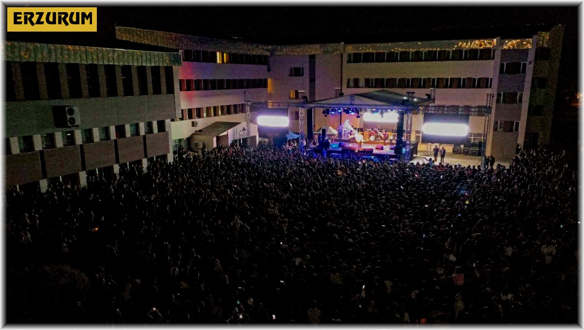 Bahar şenliklerinde öğrenciler gönüllerince eğlendiler