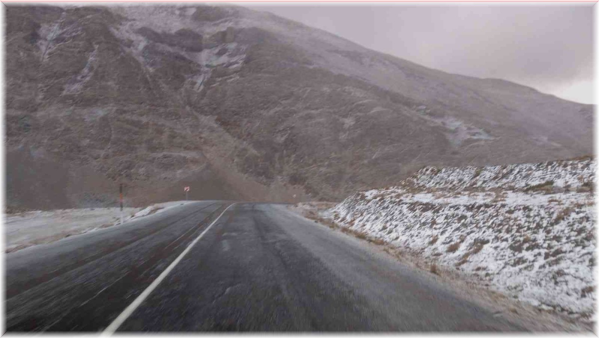 Bahçesaray'da kar yağışı