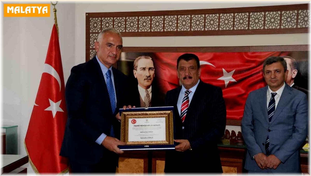 Bakan Ersoy'a Malatya'da Fahri Hemşehrilik Beratı verildi