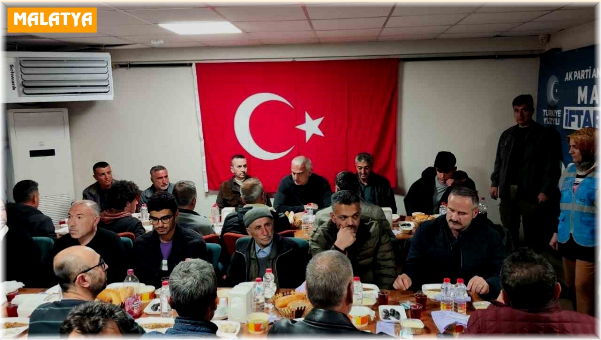 Bakan Ersoy: "Kalıcı konutları 1 yılda teslim edeceğiz"