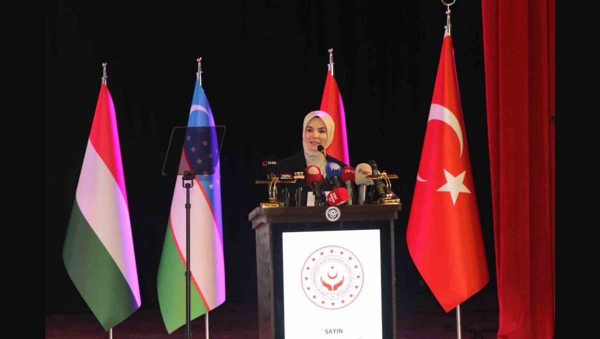 Bakan Göktaş: "Türkiye'nin geleceği güçlü aile yapısından geçiyor"