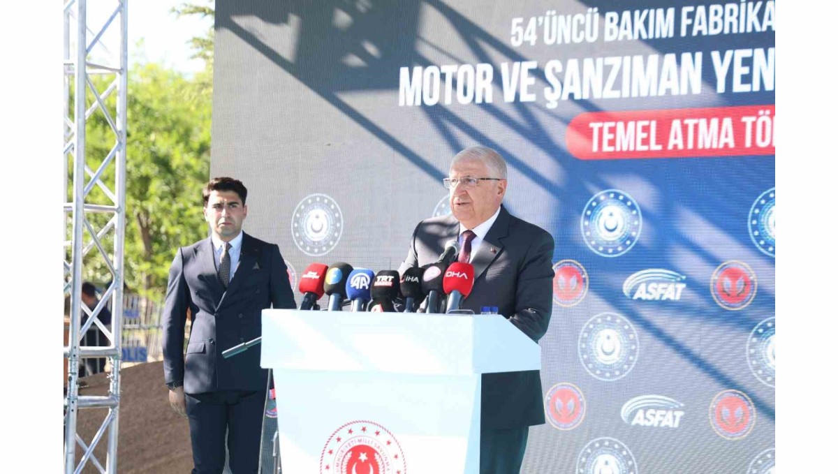 Bakan Güler: "Yaşadığımız stratejik coğrafya, yerli ve milli savunma ürünleriyle donatılmış etkin ve caydırıcı bir orduya sahip olmamızı mecburi kılmaktadır"