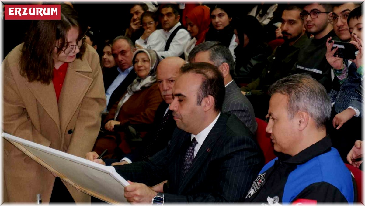 Bakan Kacır: "Ne yapıyorsak, kalbine, Türk gençliğini, Teknofest kuşağını koyuyoruz"